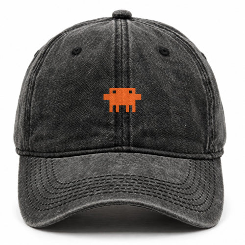 Boné Pixelguejo preto de frente, em fundo branco